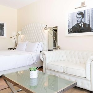 Chambre Accessible aux Personnes à Mobilité Réduite de Luxe Lit King-Size